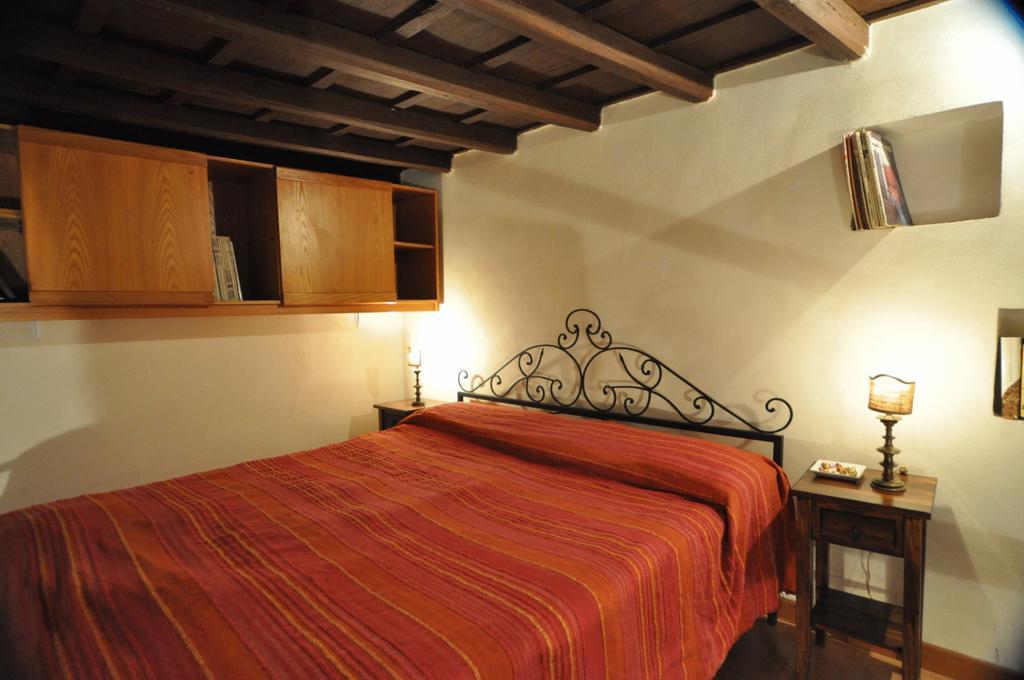 Gasthuis Spanish Diamond Luxury & Jacuzzi Rome